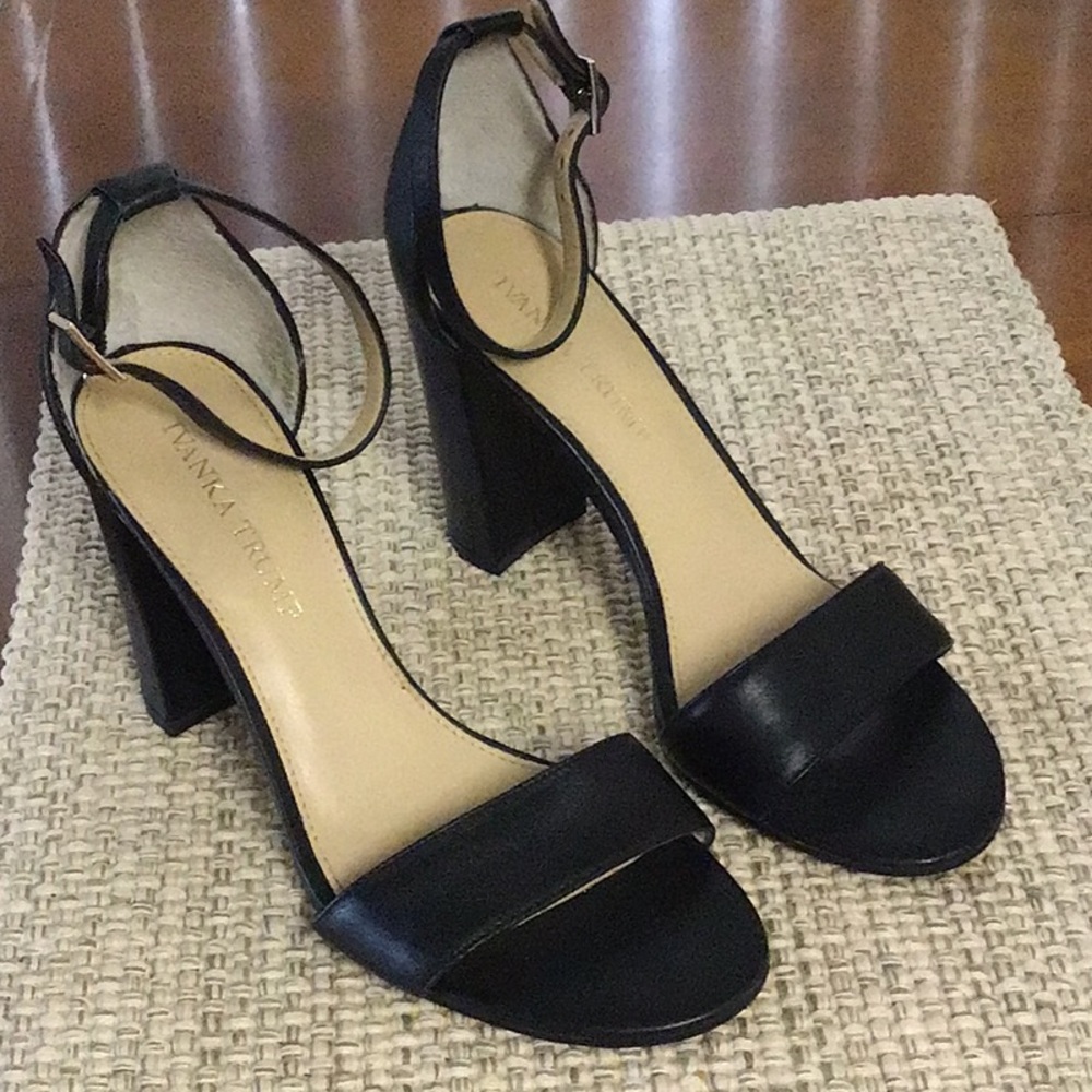 Ivanka trump black heels